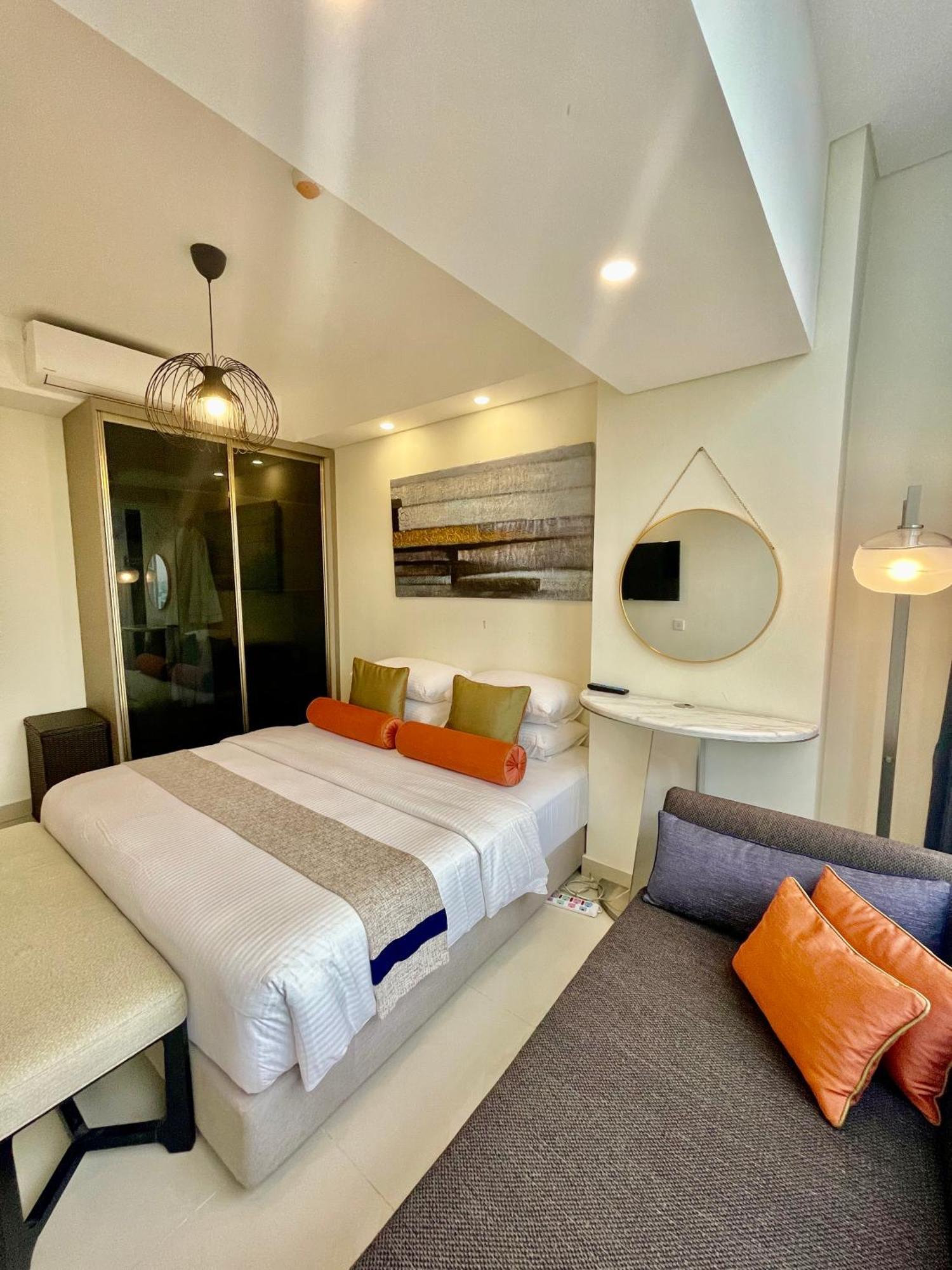 Verdela Pollux Meisterstadt Batam Apartement Εξωτερικό φωτογραφία